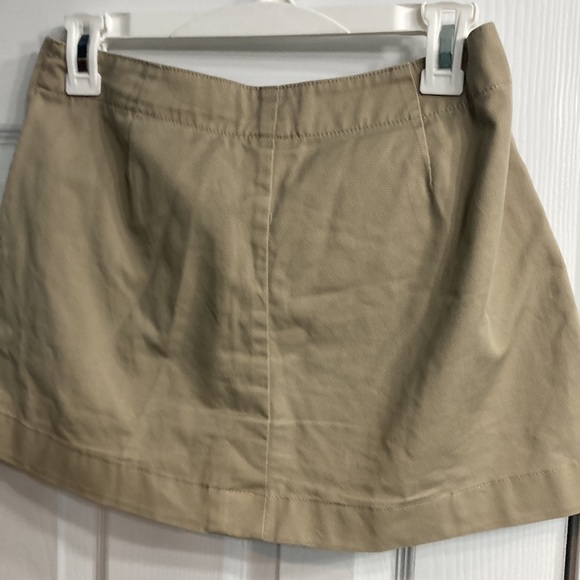 Lands end ladies skort in khaki - Picture 4 of 5